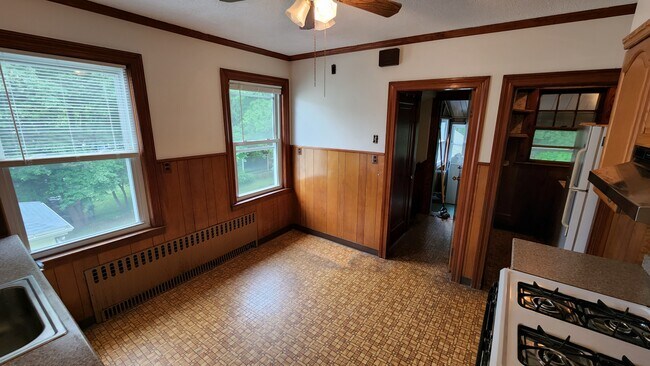 Foto del edificio - 132 Montclair Ave