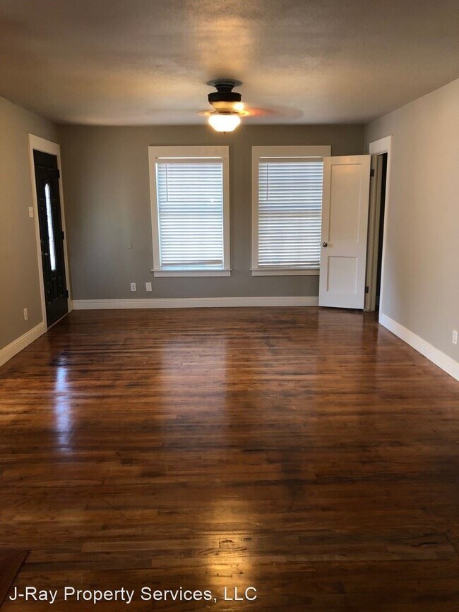 Building Photo - 4 br, 2 bath House - 1614 Lebanon AVE