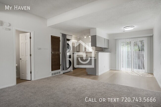 Building Photo - 8136 Gray Ct