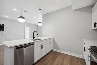 Building Photo - 1841 N Gratz St