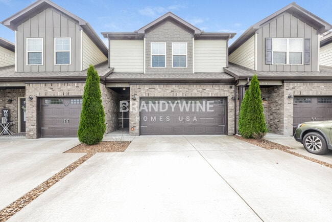 Building Photo - 2516 Lightbend Dr