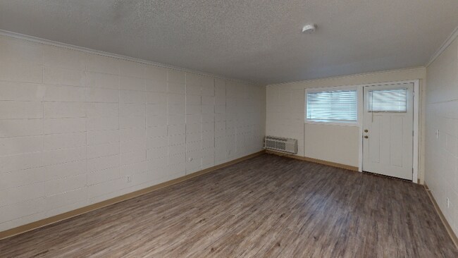 Foto del edificio - 2034 Riverdale St