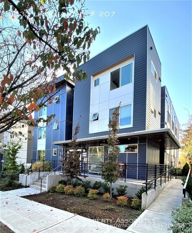 Building Photo - 3633 Linden Ave N, Seattle, WA 98103