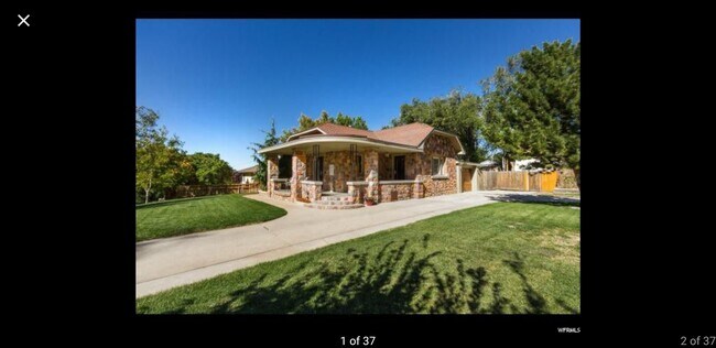 Foto del edificio - 2239 Buchanan Ave