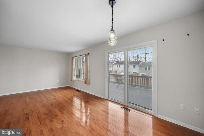 Foto del edificio - 2921 Lexington Ct