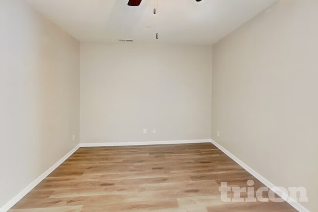Building Photo - 309 Woodfern Ct