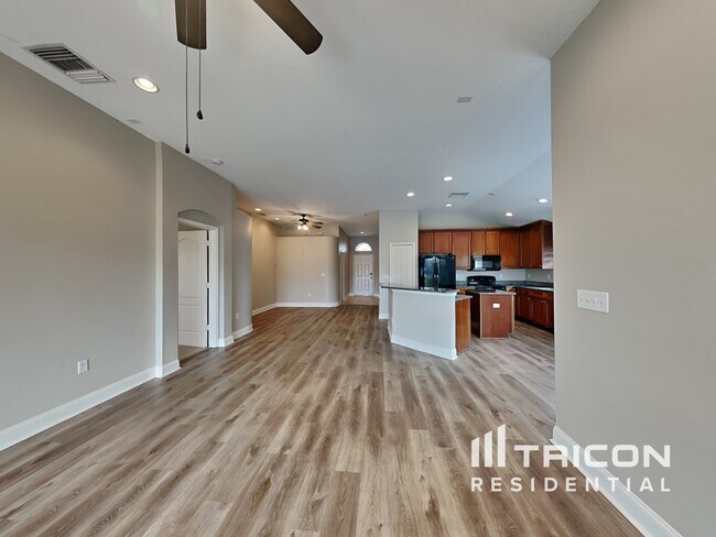 Foto del edificio - 430 Stone Briar Drive Ruskin FL