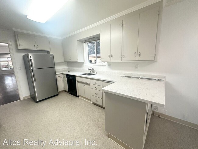 Building Photo - 3 br, 2 bath House - 1576 Hamilton Avenue