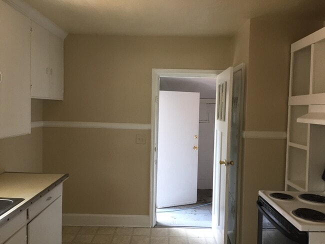 Foto del edificio - **ON HOLD**Midtown Columbus, GA 3 Bedroom ...