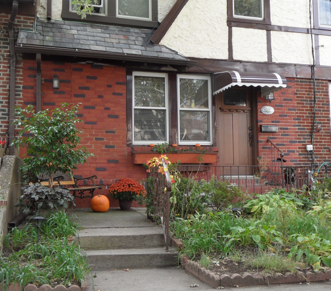 Front - 67110 Clyde St