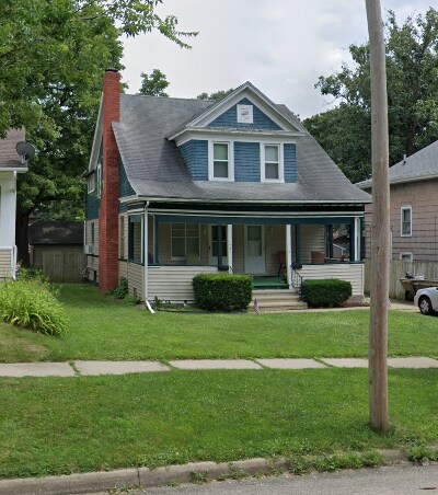Building Photo - 1719 D Ave NE