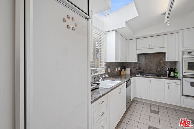 Foto del edificio - 2722 3rd St