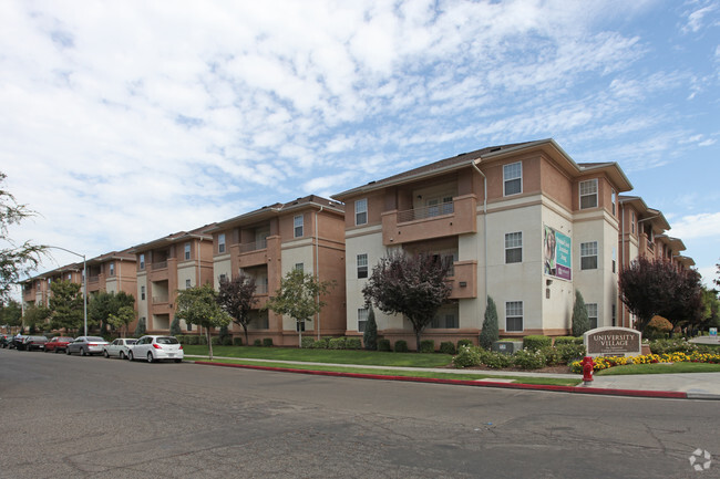 University Village Fresno Apartments - Fresno, Ca 