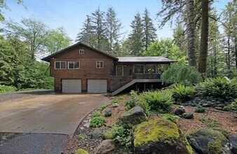 Building Photo - 21460 E Meadow Crest Dr
