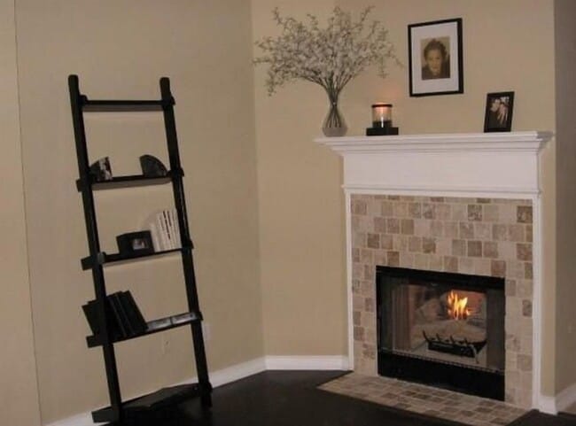 Building Photo - 406 Settlers Valley Dr