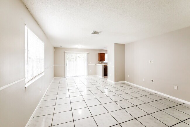Foto del edificio - 2113 NW 56th St