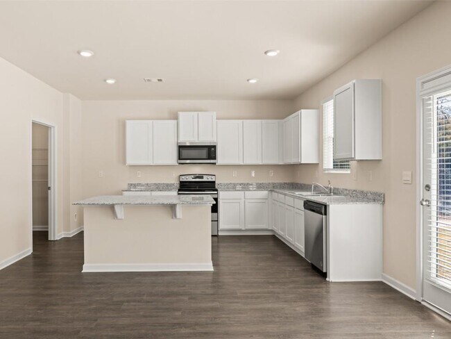 Foto del edificio - 348 Etowah Pkwy