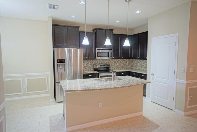 Foto del edificio - 13107 Canopy Creek Dr
