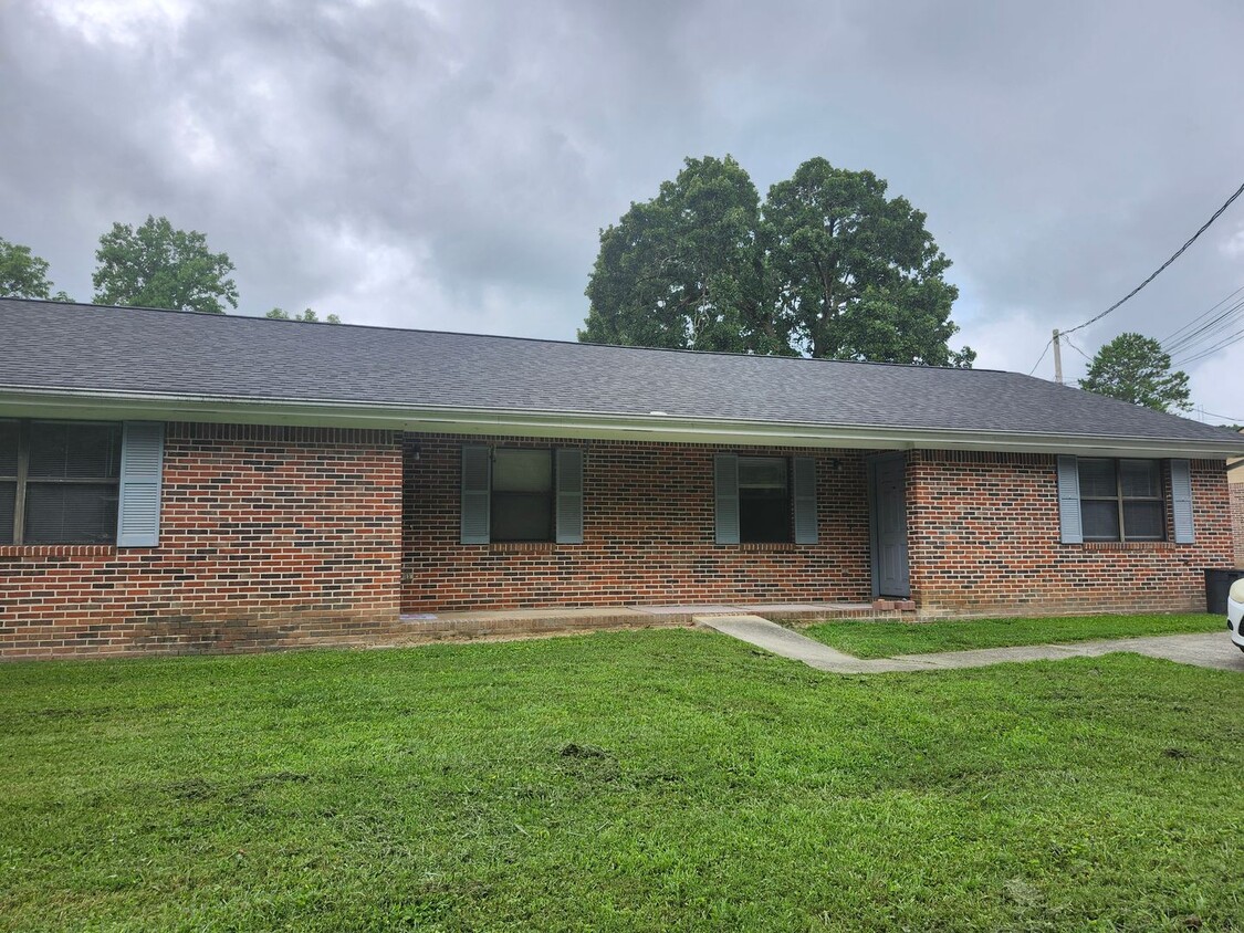 Photo - 107 Lytle Road