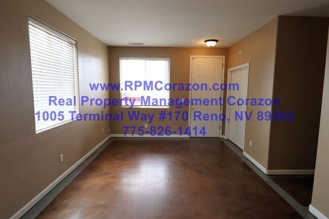 Building Photo - 2320 Sullivan Ln