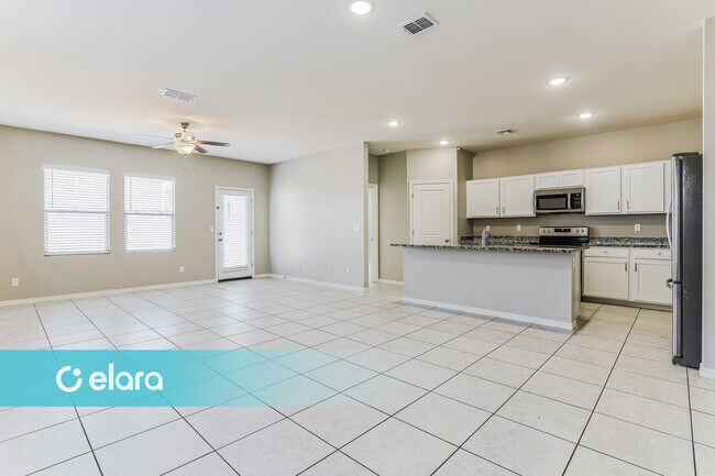 Foto del edificio - 35228 W San Capistrano Ave