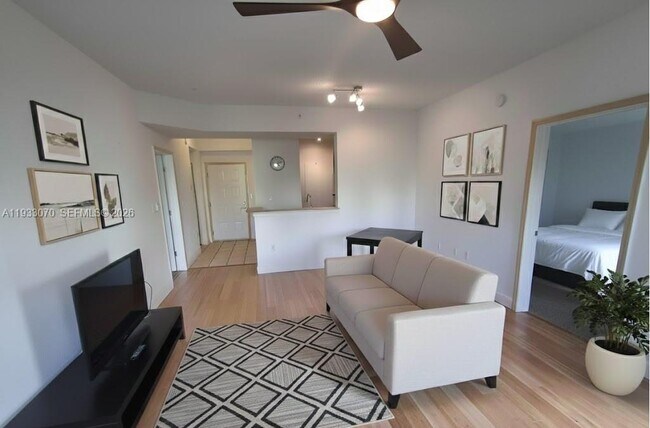 Foto del edificio - 6001 SW 70th St