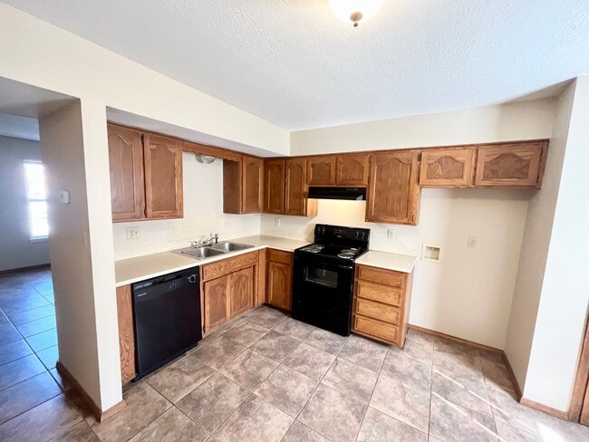 Foto del edificio - Updated 2 bedroom 1.5 bath home in a great...