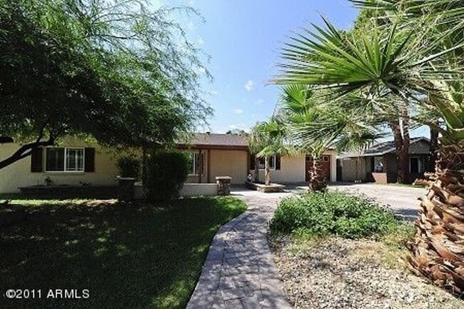 Building Photo - 4-bedroom Arcadia District