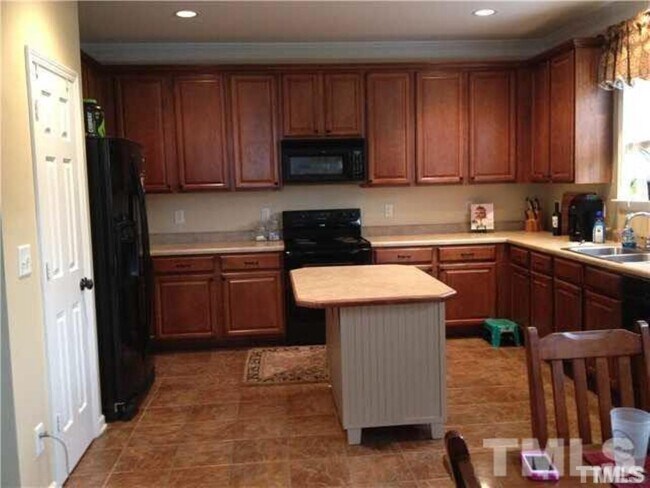 Building Photo - 3027 Remington Oaks Cir