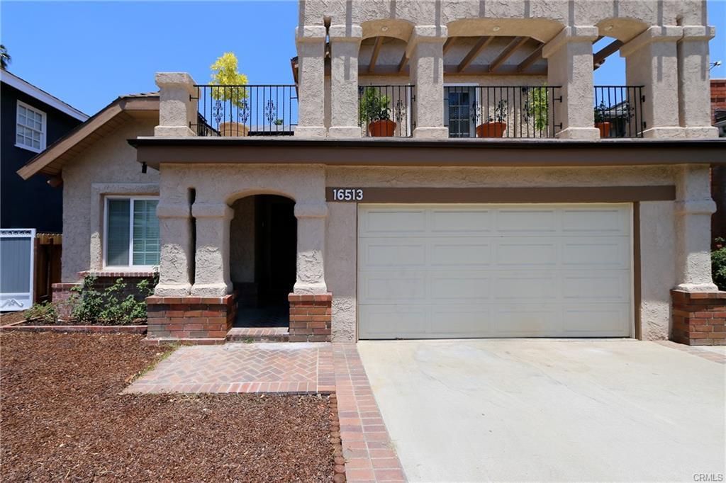 Foto principal - 16513 Moorpark St