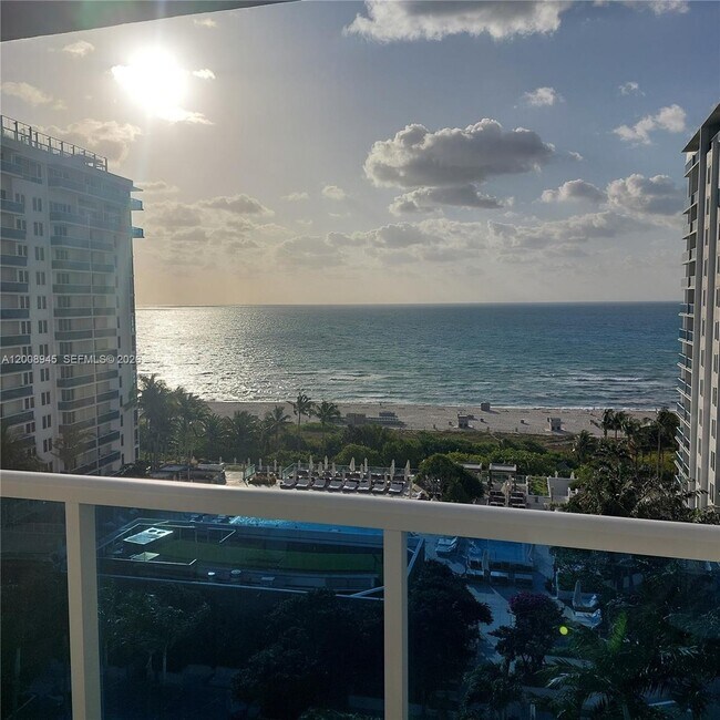 Foto del edificio - 2301 Collins Ave