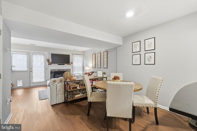 Foto del edificio - 2568 S Arlington Mill Dr