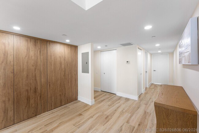 Foto del edificio - 4201 N Ocean Blvd