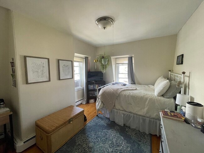 Foto del edificio - 648 E 6th St