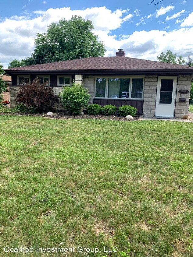 Foto principal - 2 br, 1 bath House - 17941 Oakwood Ave.