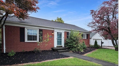 Building Photo - 1825 Bellemeade Ave