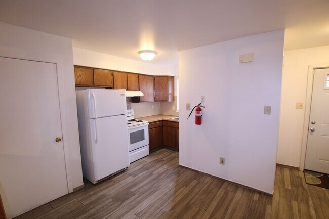 Foto del edificio - Spacious & Well-Maintained Home