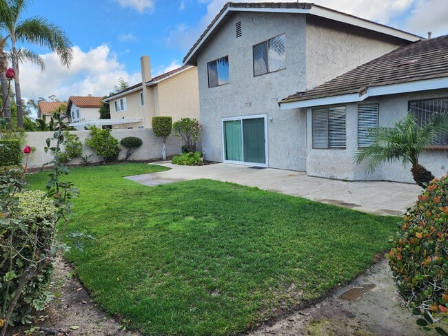 Foto del edificio - 25082 Owens Lake Cir