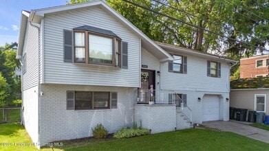 Building Photo - 2402 Dimmick Ave