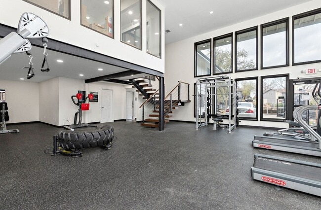 Foto del edificio - Hillcrest Estates