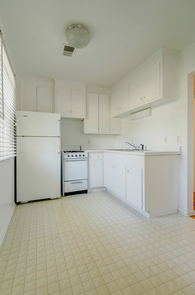 Foto del edificio - 36th Ave Apartments