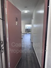 Building Photo - 1810 Broadway St