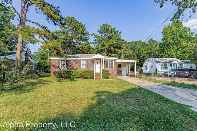 Building Photo - 3 br, 1.5 bath House - 106 Bahan St