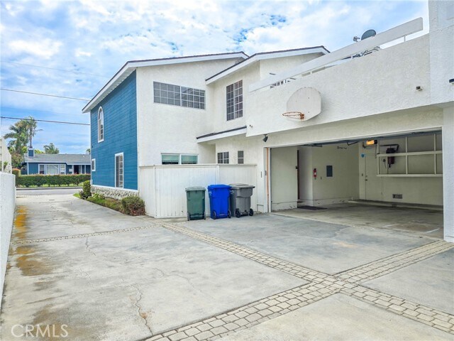 Foto del edificio - 2121 Gates Ave