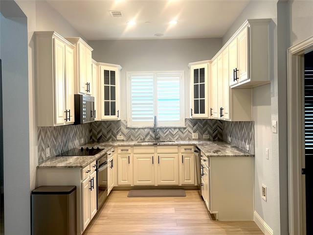 Building Photo - 4225 Swan Forest Dr