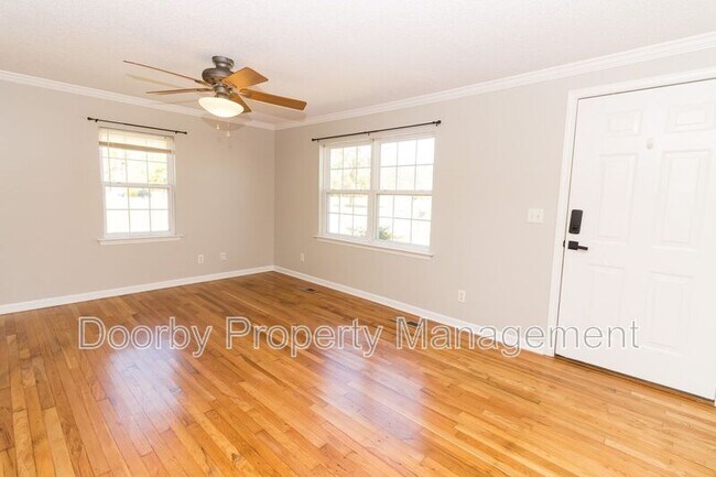 Foto del edificio - 3308 Center St