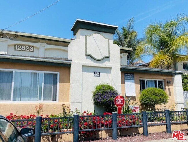 Foto del edificio - 12823 Kling St