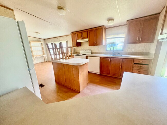 Foto del edificio - 4113 Dixon Ln SE