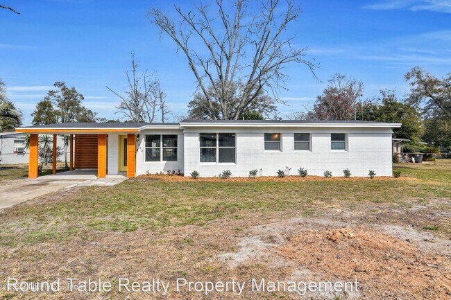 Foto del edificio - 3 br, 1.5 bath House - 2515 Lourdes DR W