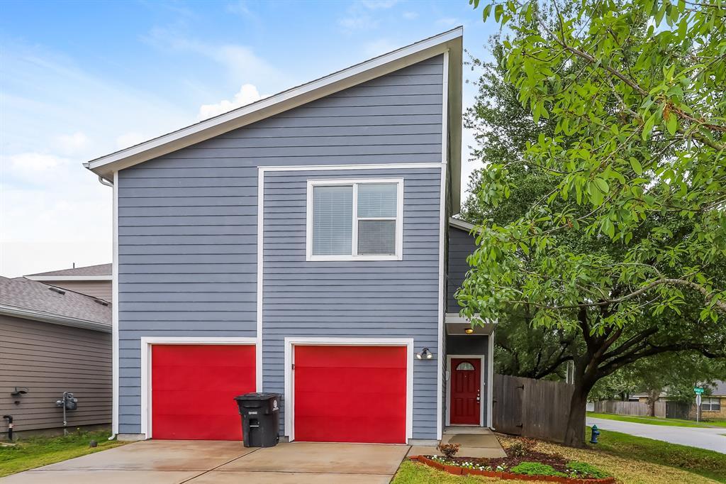 Foto principal - 4327 Darter St